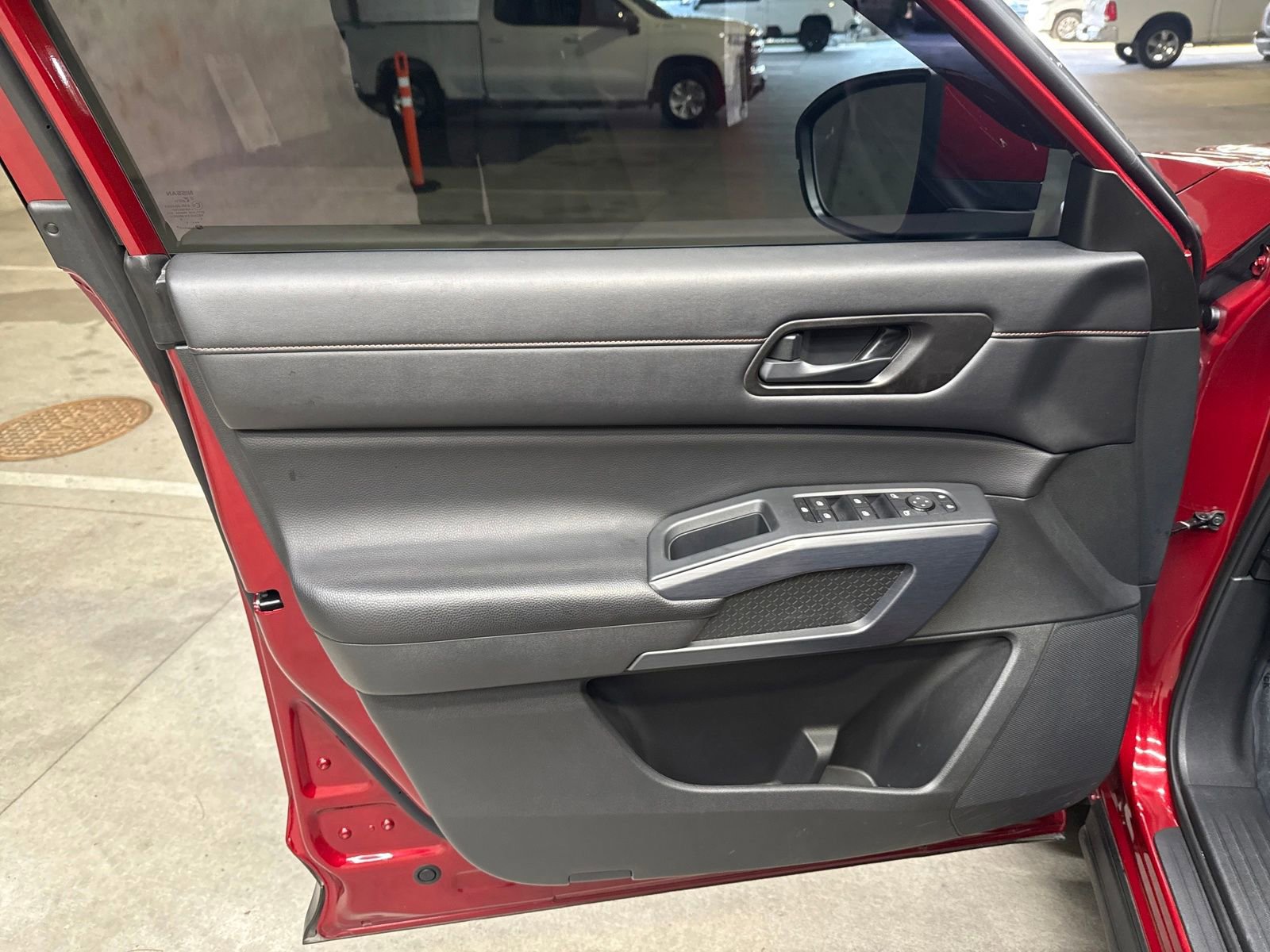 Used 2024 Nissan Pathfinder Rock Creek image 12