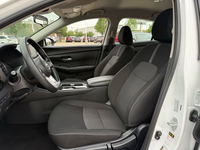 Used 2025 Nissan Sentra SV image 24