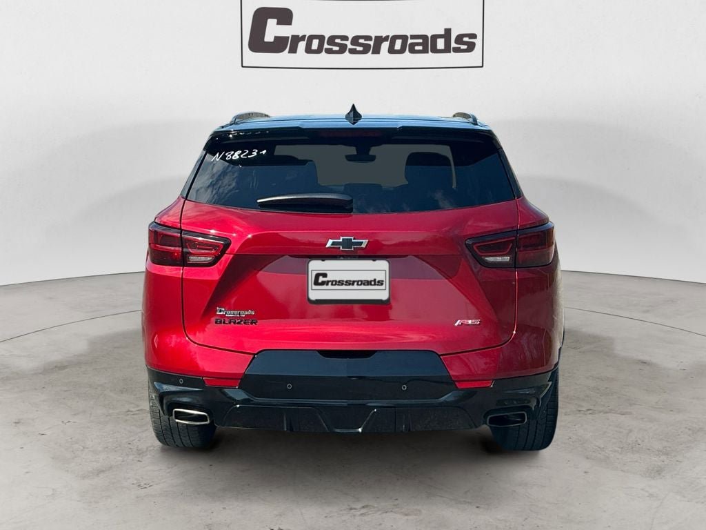 Used 2023 Chevrolet Blazer RS w/ Driver Confidence II Package FWD image 4