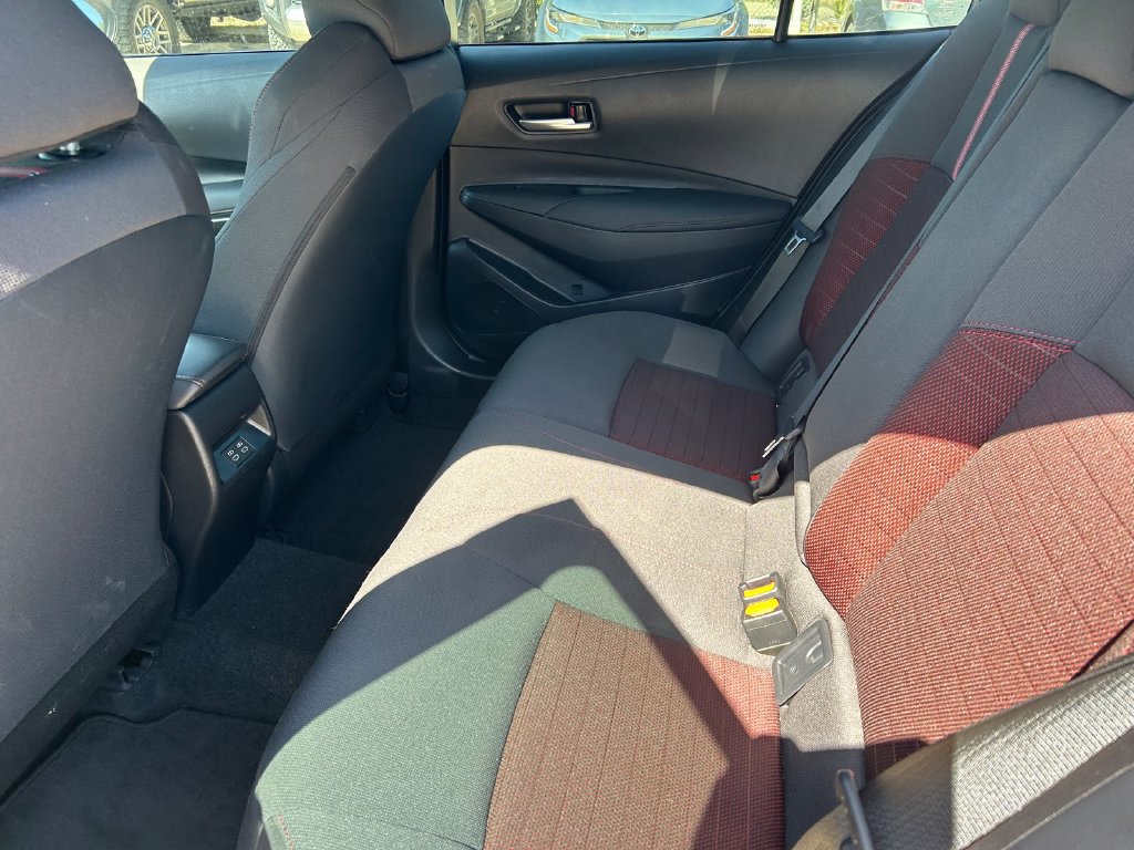 Certified 2025 Toyota Corolla SE FWD image 15