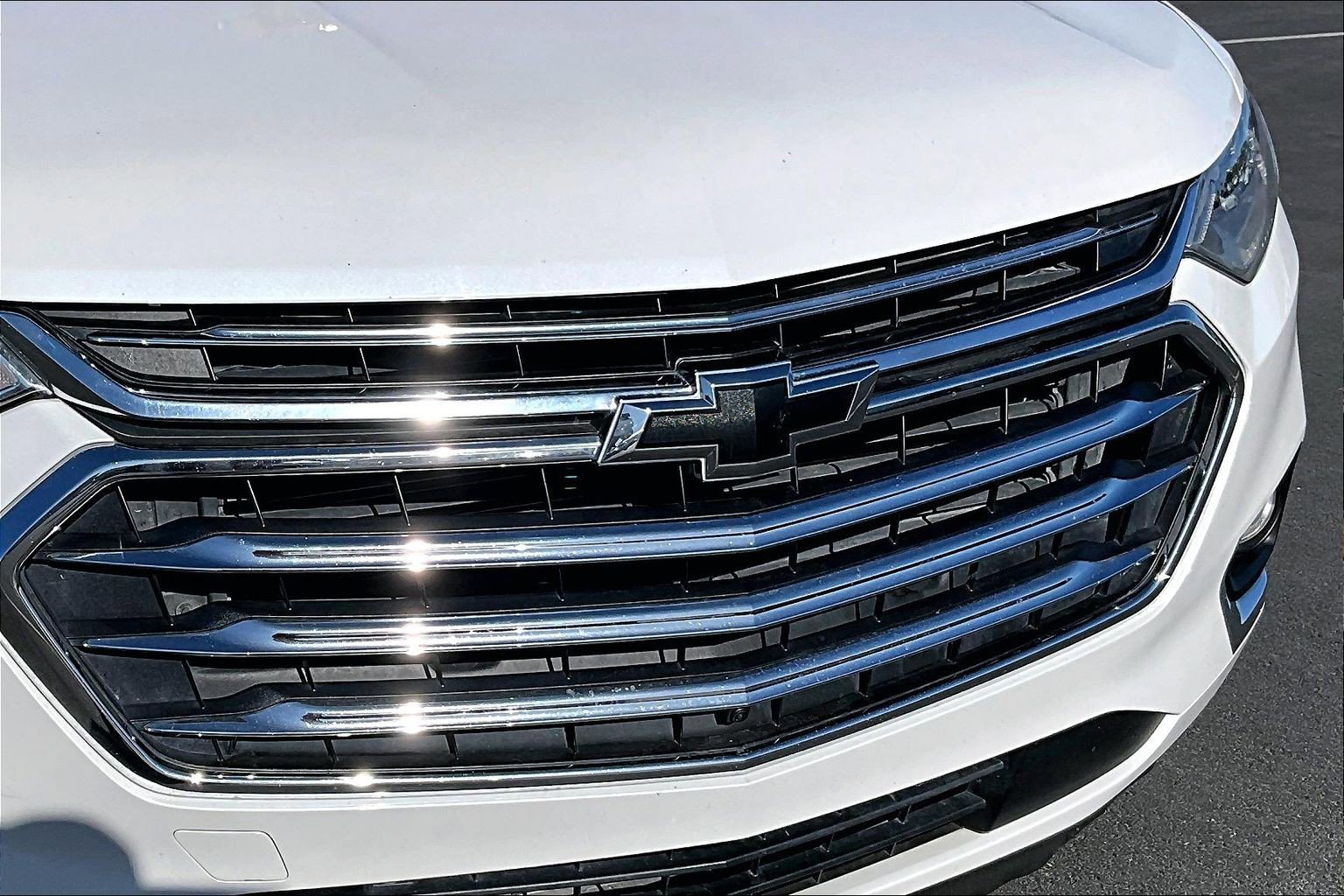 Used 2019 Chevrolet Traverse High Country w/ LPO, Floor Liner Package AWD/4WD image 8
