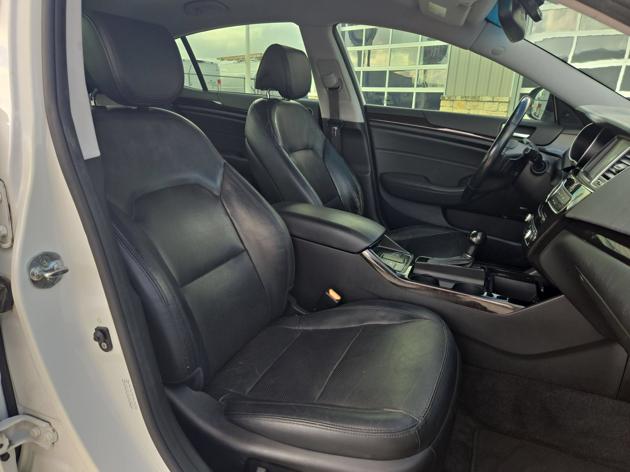 Used 2014 Kia Cadenza Premium FWD image 27