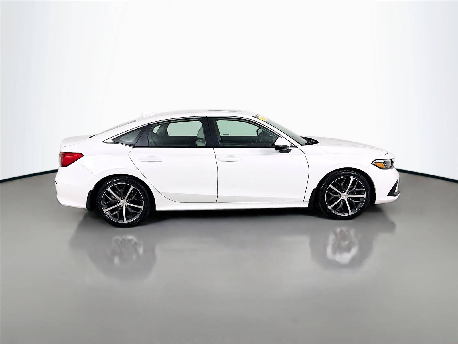 Used 2023 Honda Civic Touring image 18