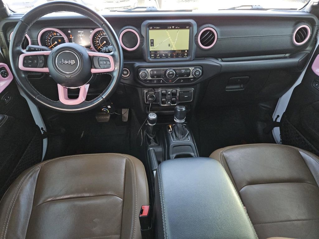 Used 2020 Jeep Wrangler Unlimited Sahara image 12