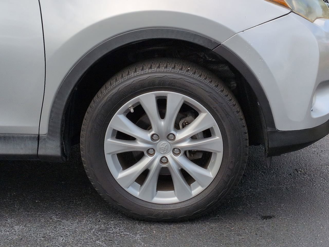 Used 2014 Toyota RAV4 Limited image 10