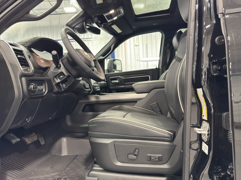 New 2025 RAM 2500 Laramie w/ Sport Appearance Package AWD/4WD image 3