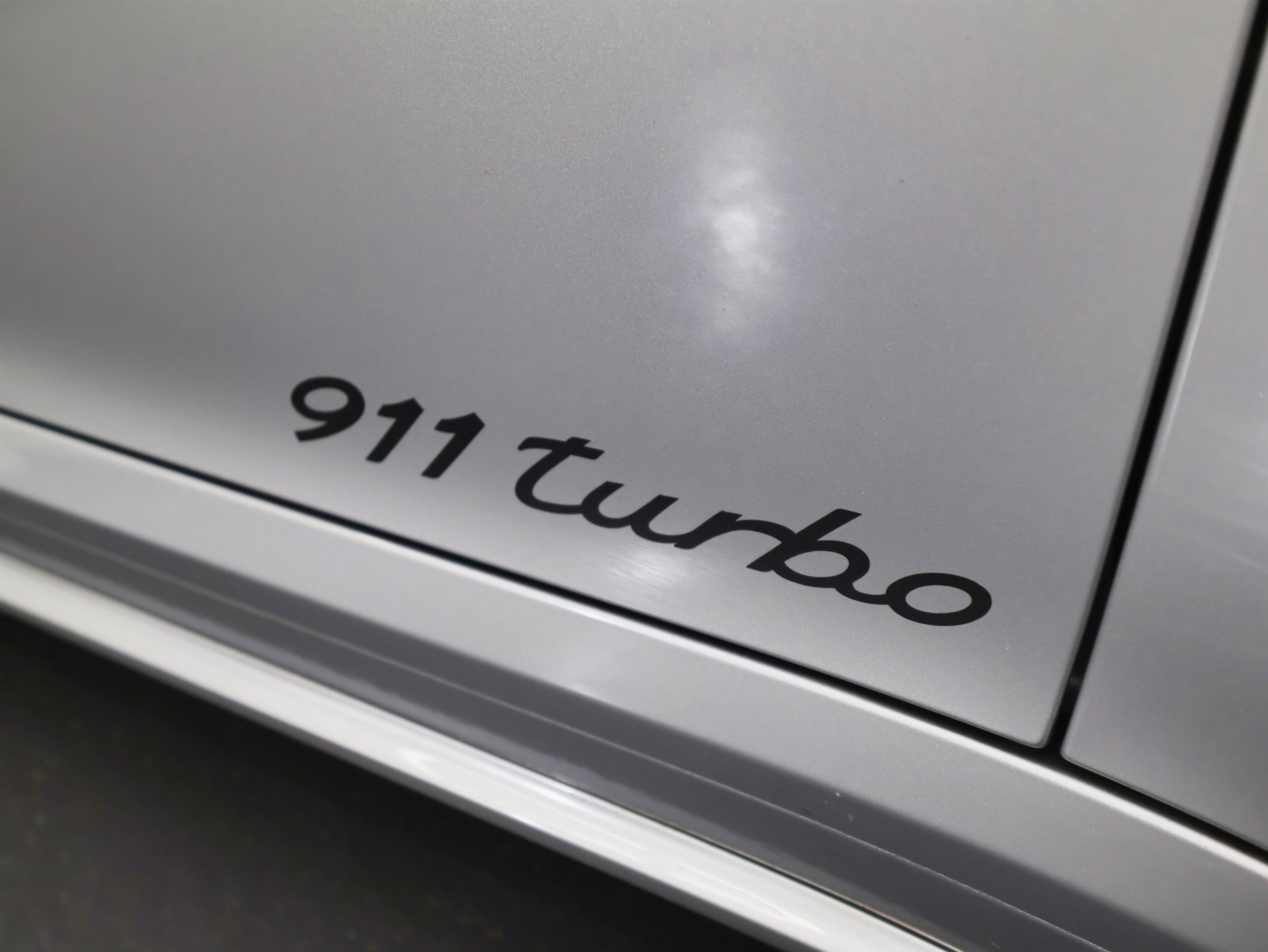 Used 2016 Porsche 911 Turbo image 17