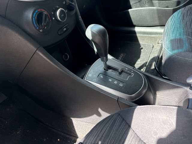 Used 2016 Hyundai Accent SE FWD image 21