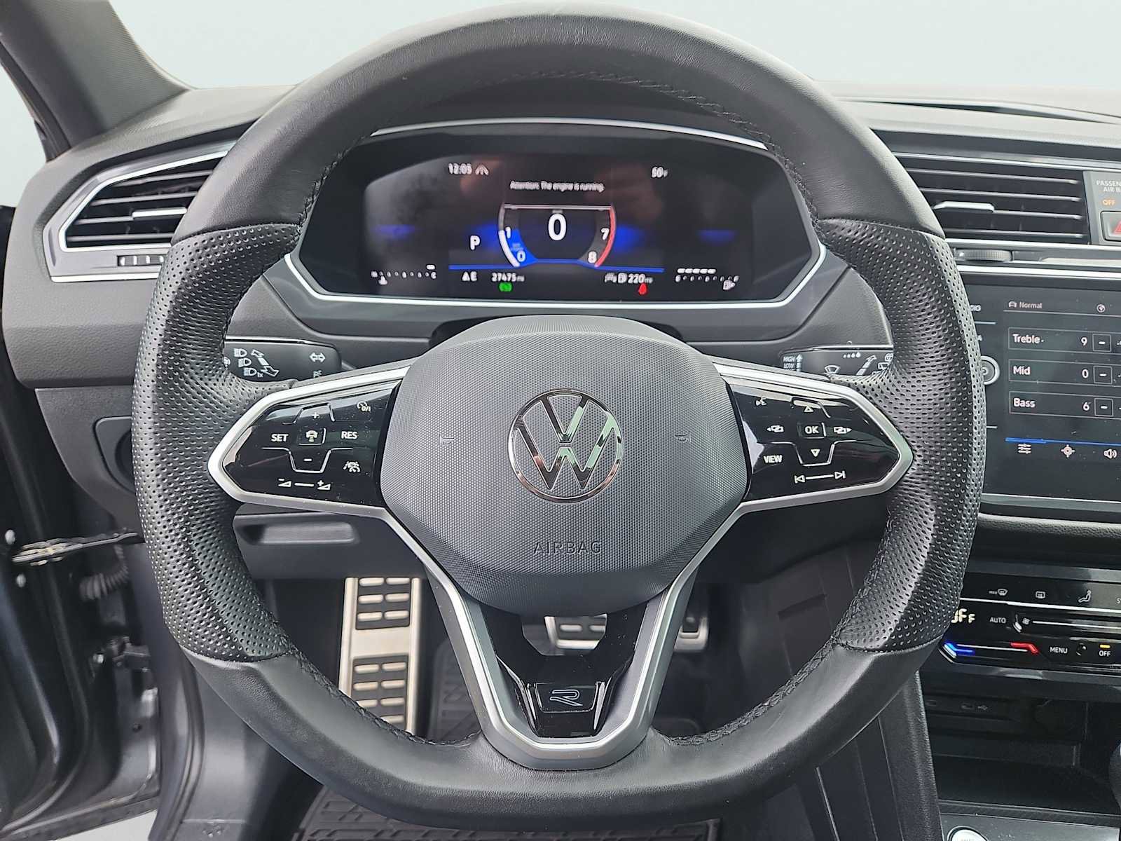 Used 2024 Volkswagen Tiguan SE R-Line image 29