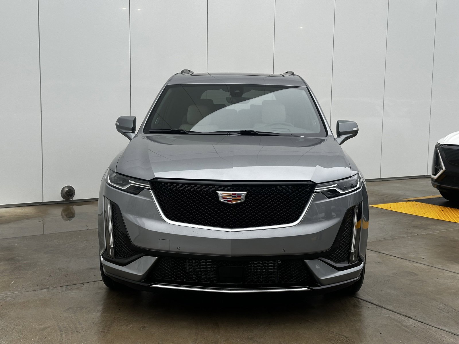 New 2025 Cadillac XT6 Sport w/ Technology Package image 3