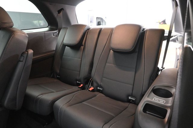 New 2026 Mercedes-Benz GLS 450 4MATIC image 21