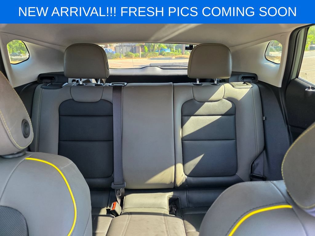 Used 2025 Chevrolet Trax ACTIV w/ Sunroof Package FWD image 13