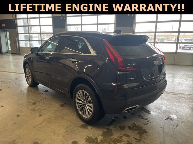 Used 2024 Cadillac XT4 Premium Luxury image 6
