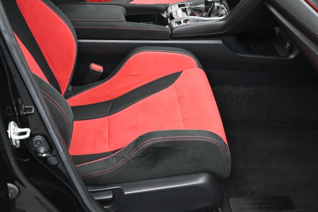 Used 2017 Honda Civic Type R image 11