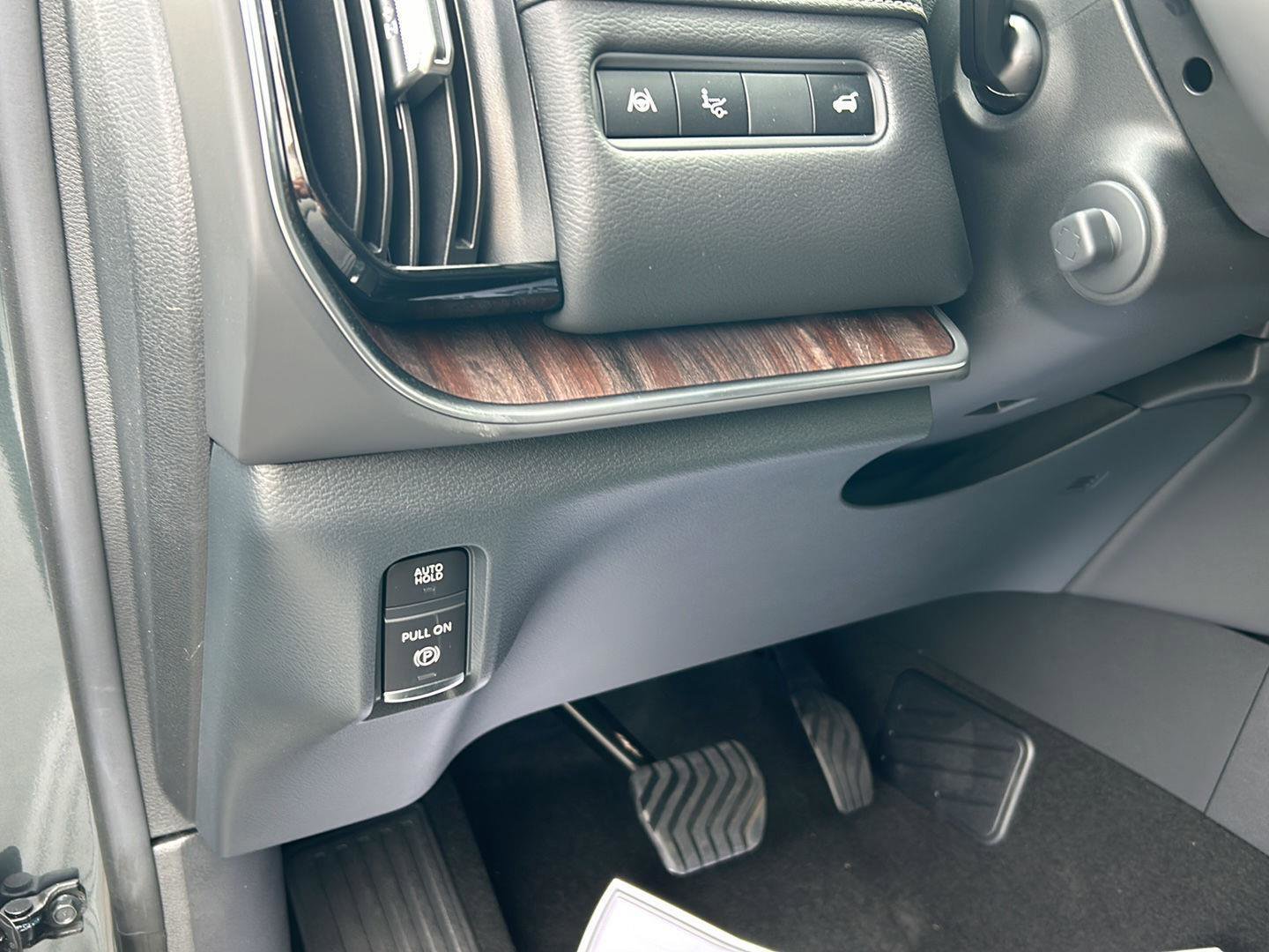 New 2025 Nissan Armada Platinum Reserve image 17