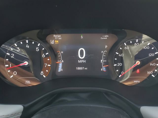 Used 2024 Jeep Compass Limited image 17