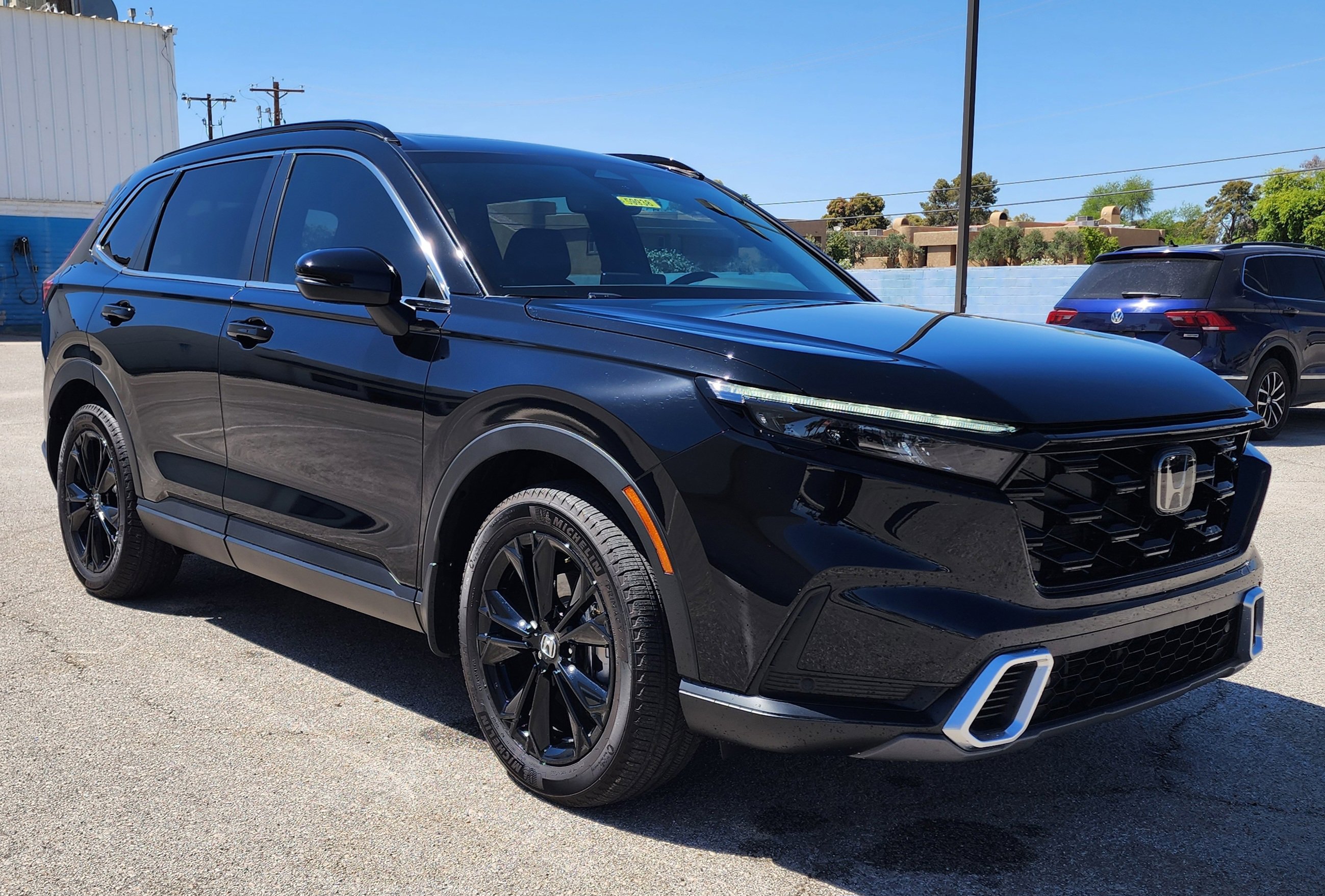 Used 2025 Honda CR-V Sport Touring image 3