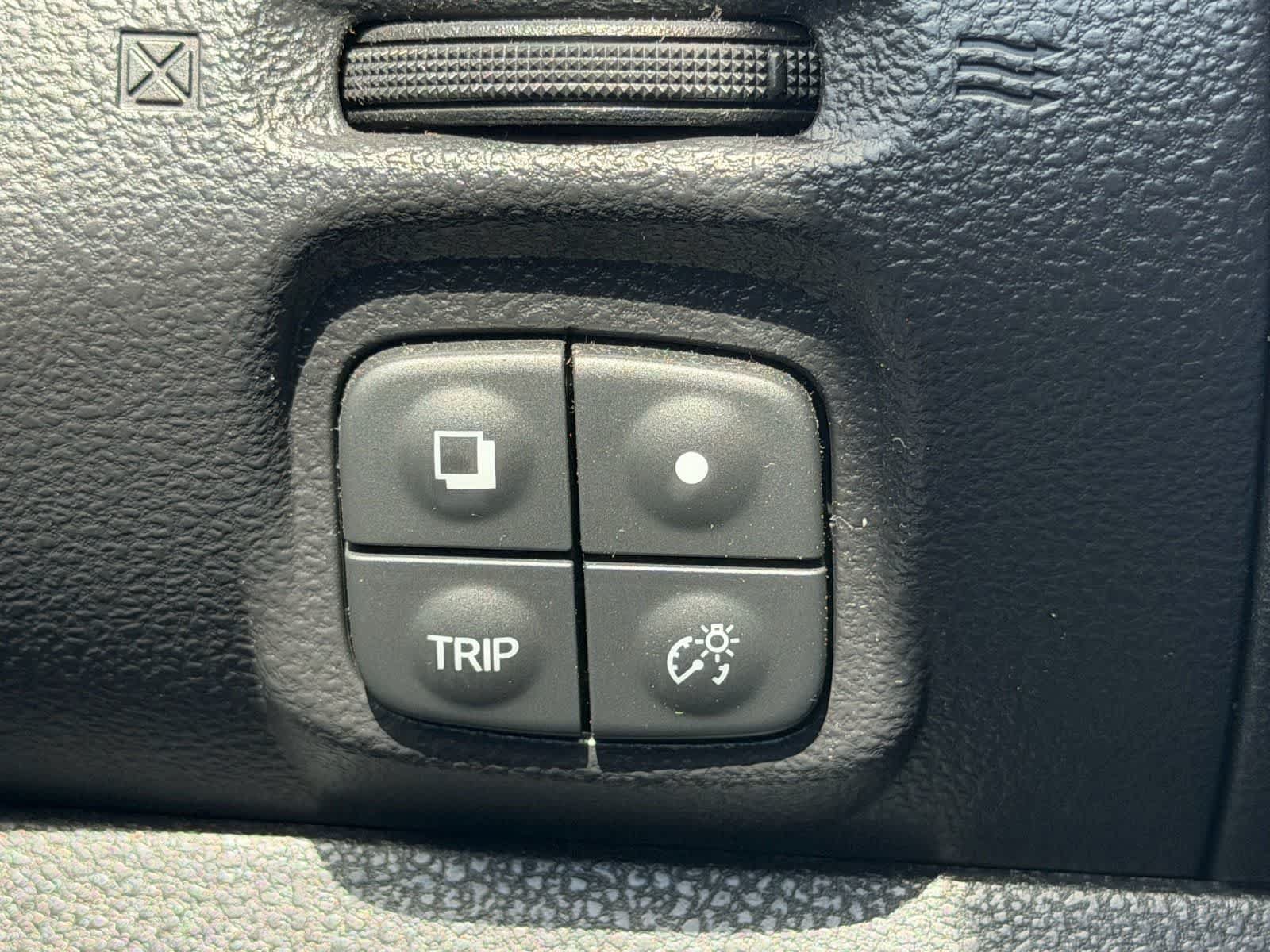 Certified 2017 Nissan Leaf S w/ Charge Package FWD image 27