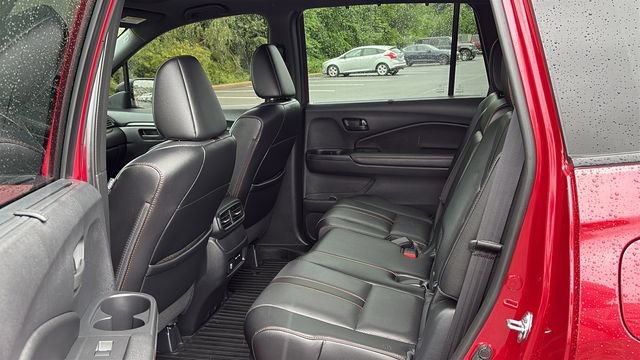 Used 2025 Honda Passport TrailSport image 25