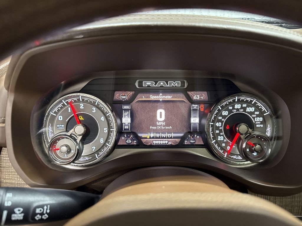 Used 2019 RAM 1500 Limited w/ Off Road Group image 11