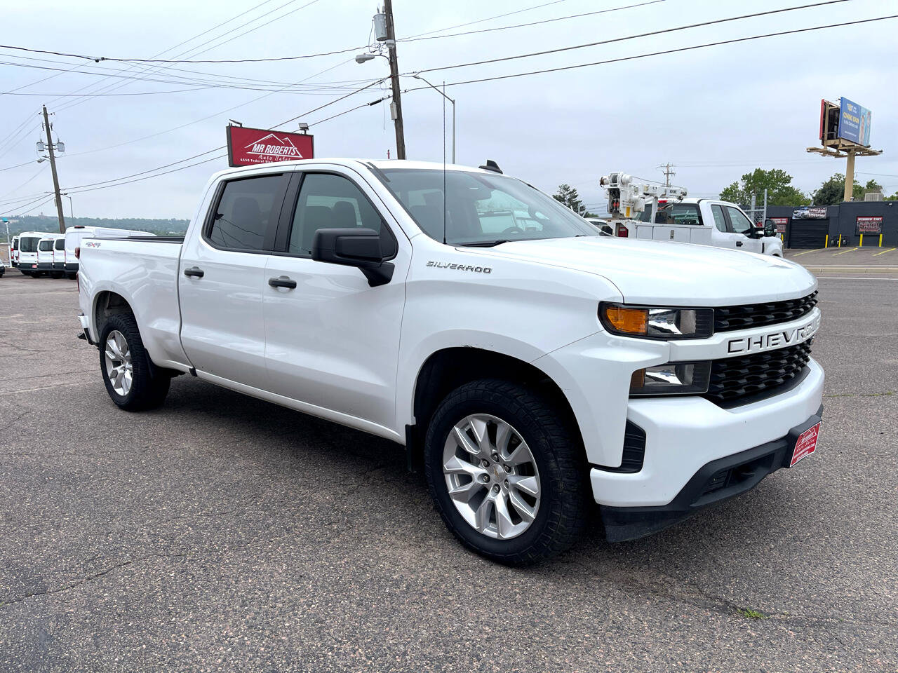 Used 2021 Chevrolet Silverado 1500 Custom image 1