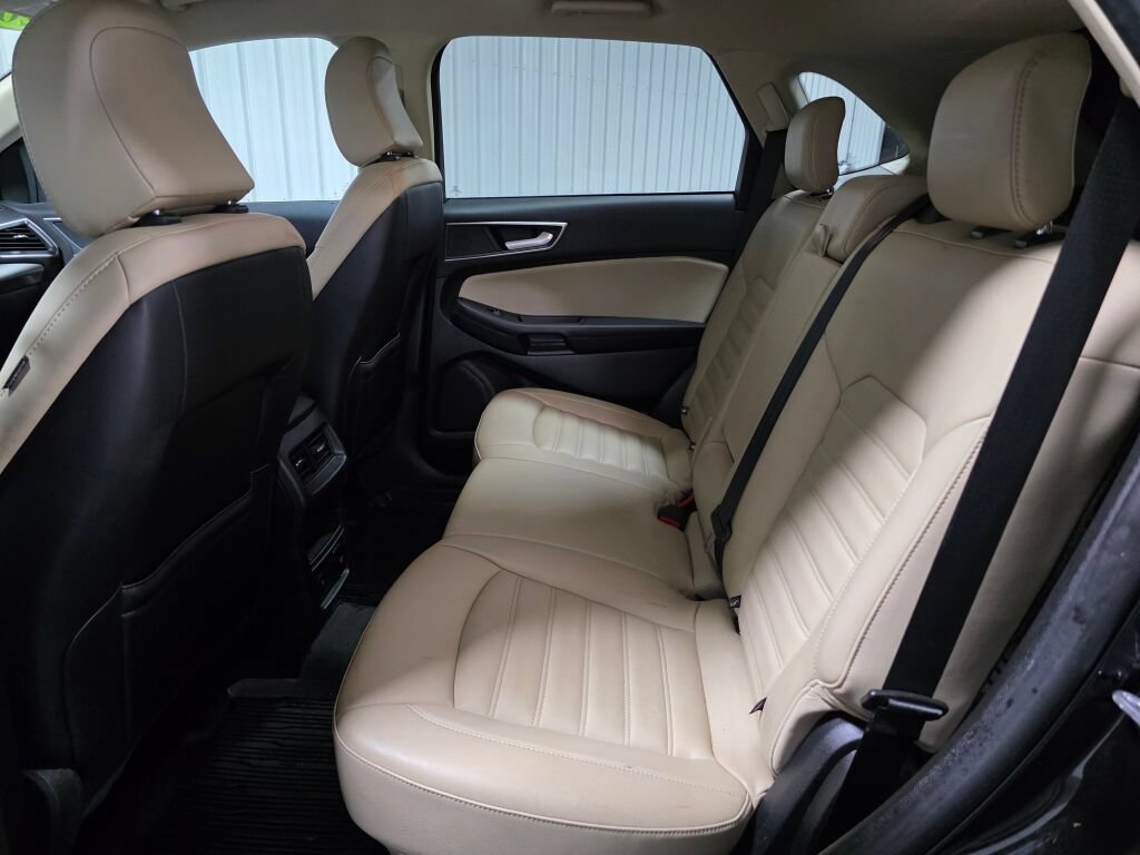 Used 2024 Ford Edge SEL w/ Convenience Package AWD/4WD image 10