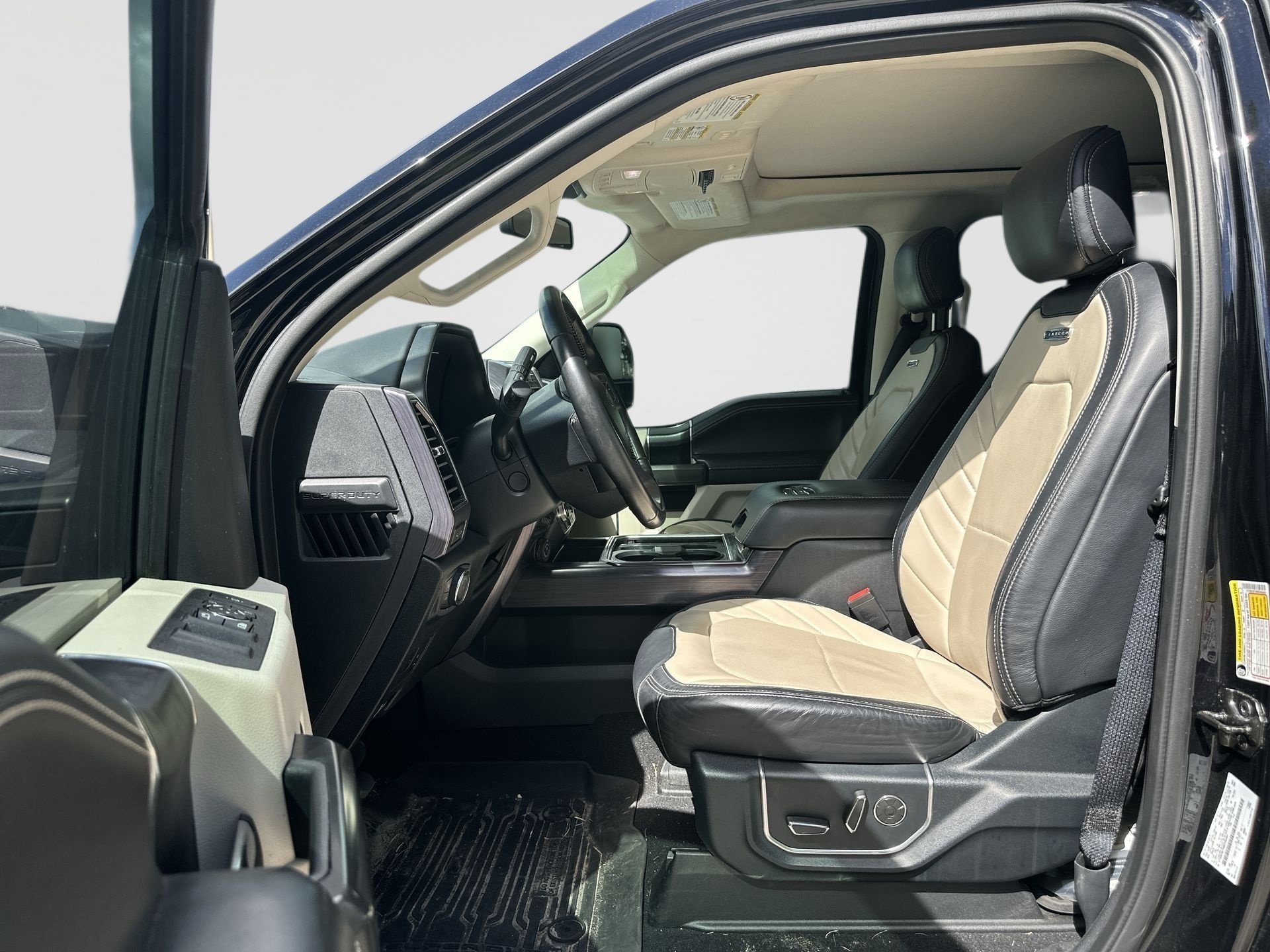 Used 2021 Ford F350 Limited AWD/4WD image 2
