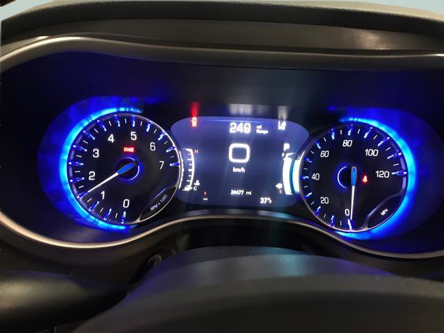 Used 2025 Chrysler Pacifica Select FWD image 43