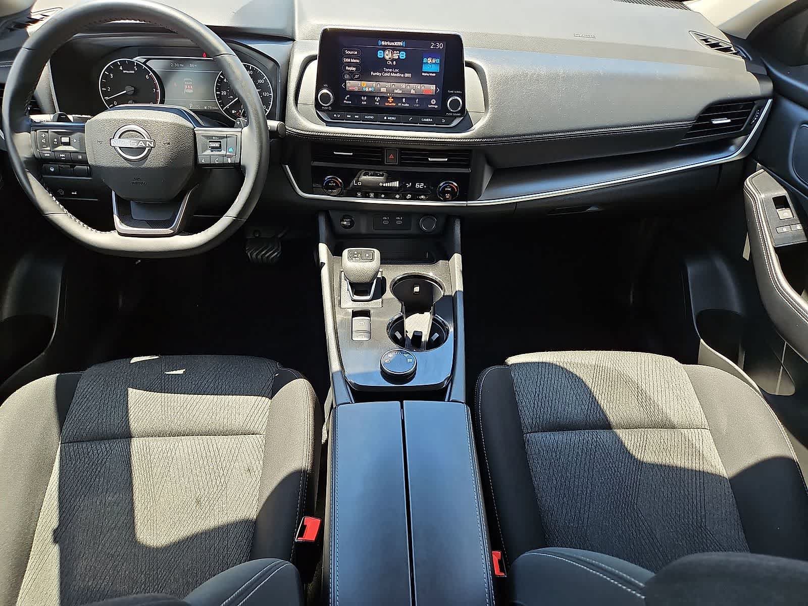 Used 2025 Nissan Rogue SV AWD/4WD image 11