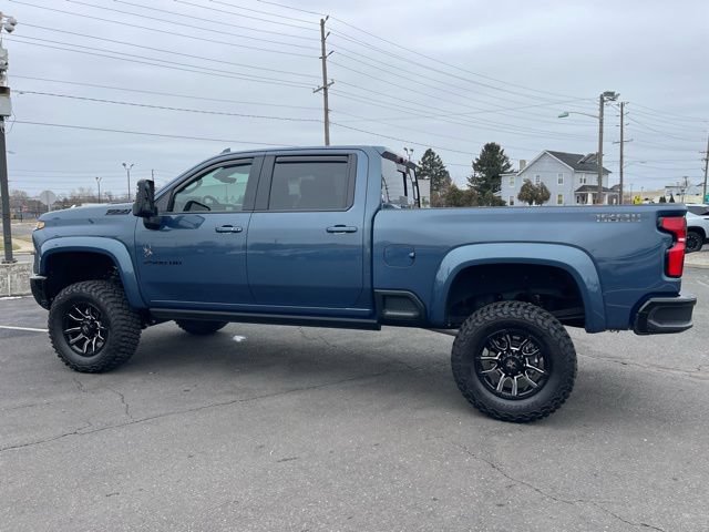 Used 2025 Chevrolet Silverado 2500 LTZ w/ Trail Boss Package AWD/4WD image 7