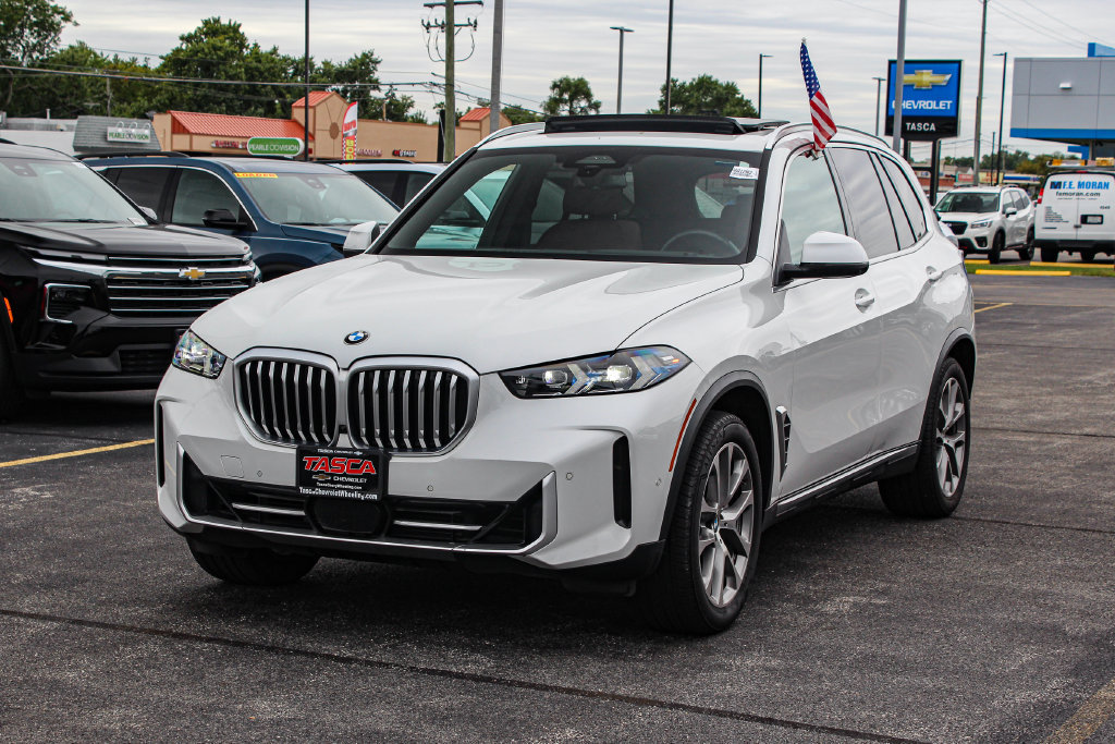 Used 2024 BMW X5 sDrive40i w/ Premium Package RWD image 5