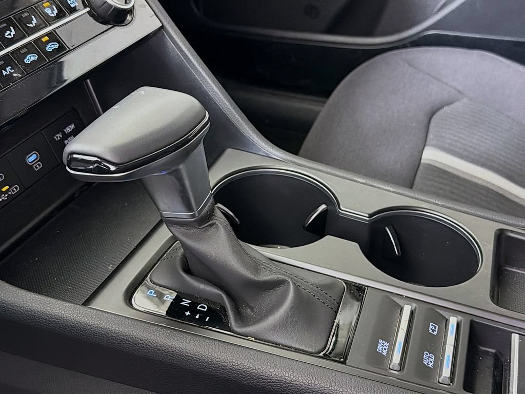 Used 2025 Hyundai Sonata SE FWD image 19