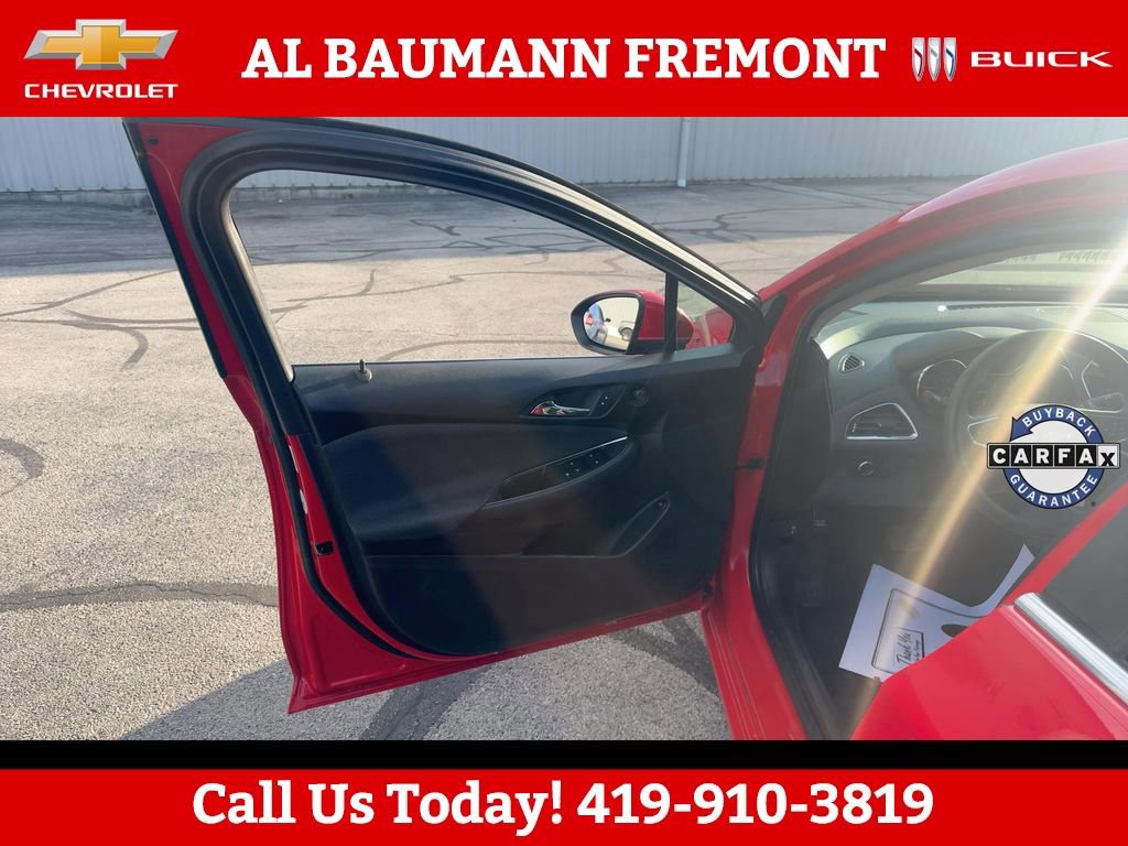 Used 2018 Chevrolet Cruze LT FWD image 6