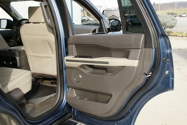 Used 2020 Ford Expedition XLT w/ Equipment Group 202A image 24