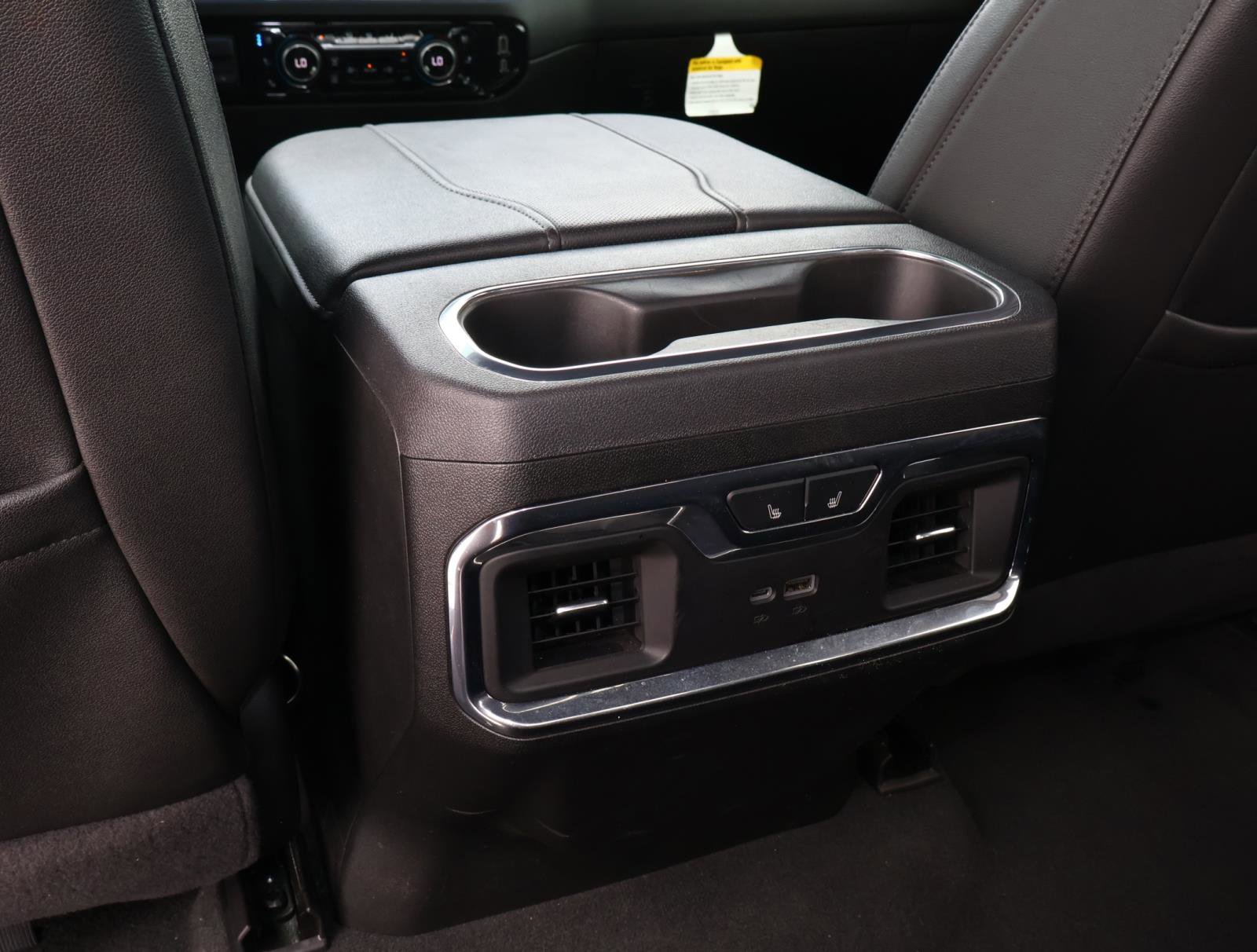 Used 2025 Chevrolet Silverado 3500 LTZ w/ LTZ Texas Edition image 14