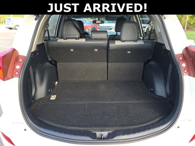 Used 2014 Toyota RAV4 Limited image 8