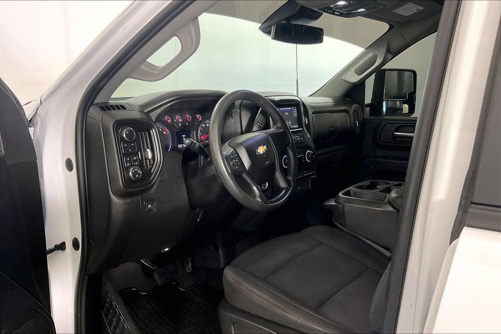 Used 2024 Chevrolet Silverado 2500 Custom w/ Custom Value Package AWD/4WD image 16