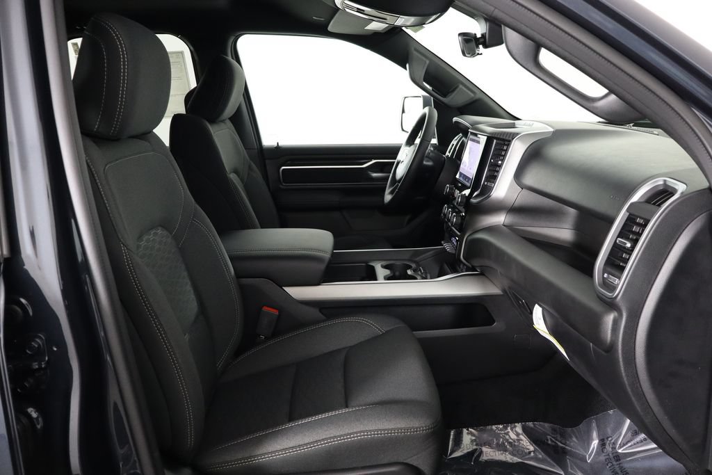 New 2027 RAM 1500 4x4 Quad Cab image 18
