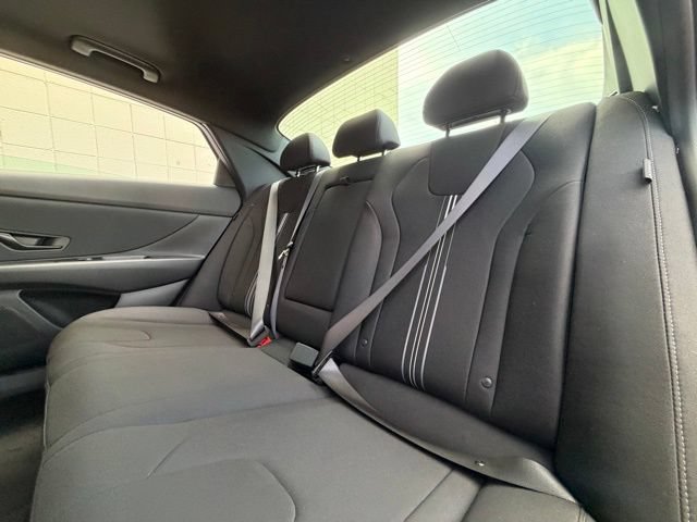 New 2026 Hyundai Elantra SEL Sport Premium FWD image 33