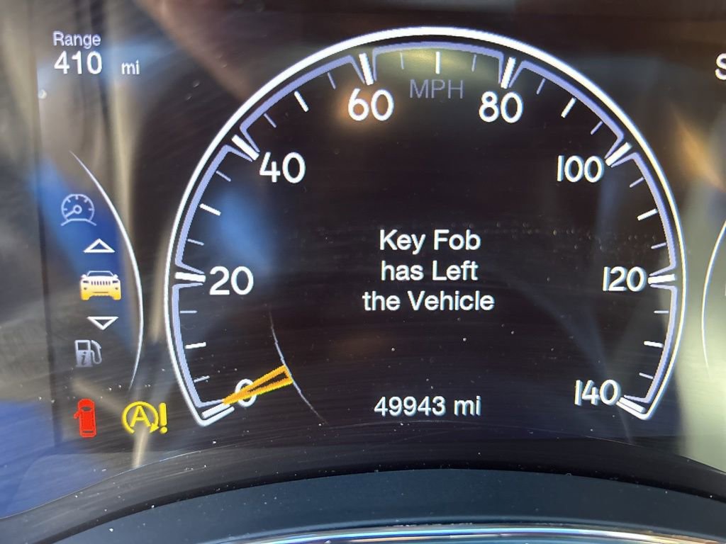 Used 2020 Jeep Grand Cherokee Limited w/ Premium Lighting Group image 47