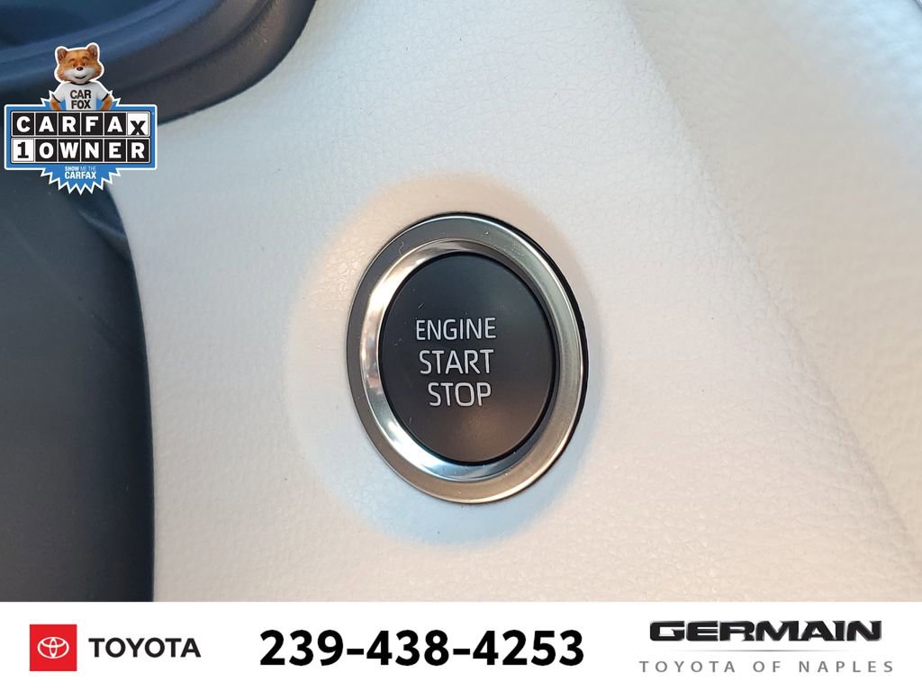 Used 2026 Toyota Corolla SE image 32