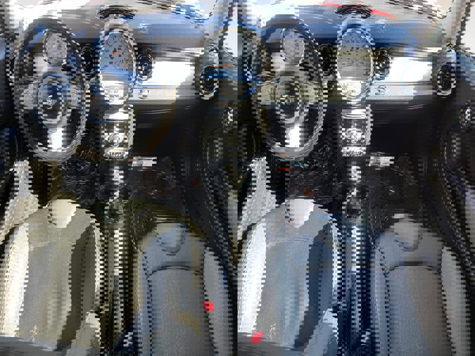 Used 2009 MINI Cooper Hardtop image 10