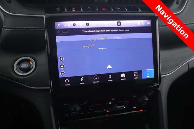 Used 2025 Jeep Grand Cherokee L Limited w/ Black Appearance Package image 5