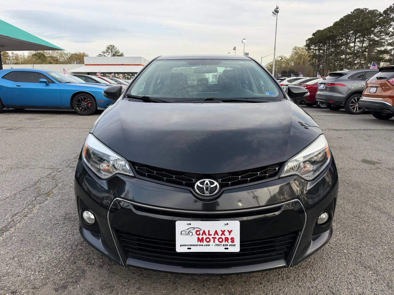 Used 2015 Toyota Corolla S FWD image 2