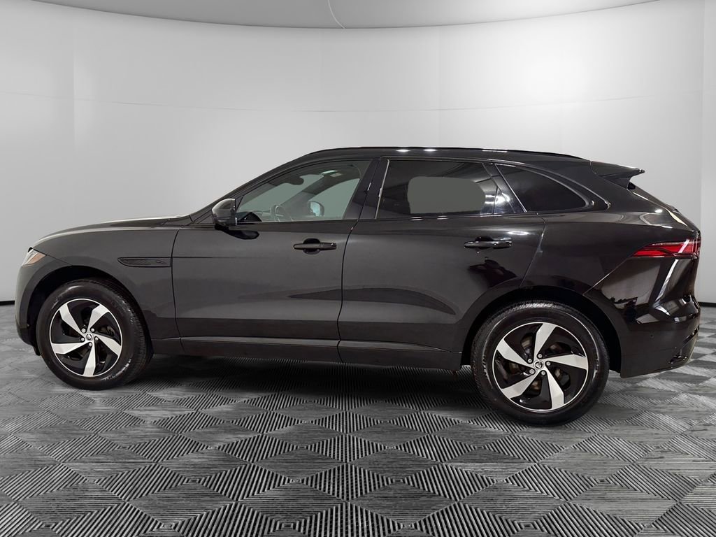 Used 2026 Jaguar F-PACE R-Dynamic S image 2