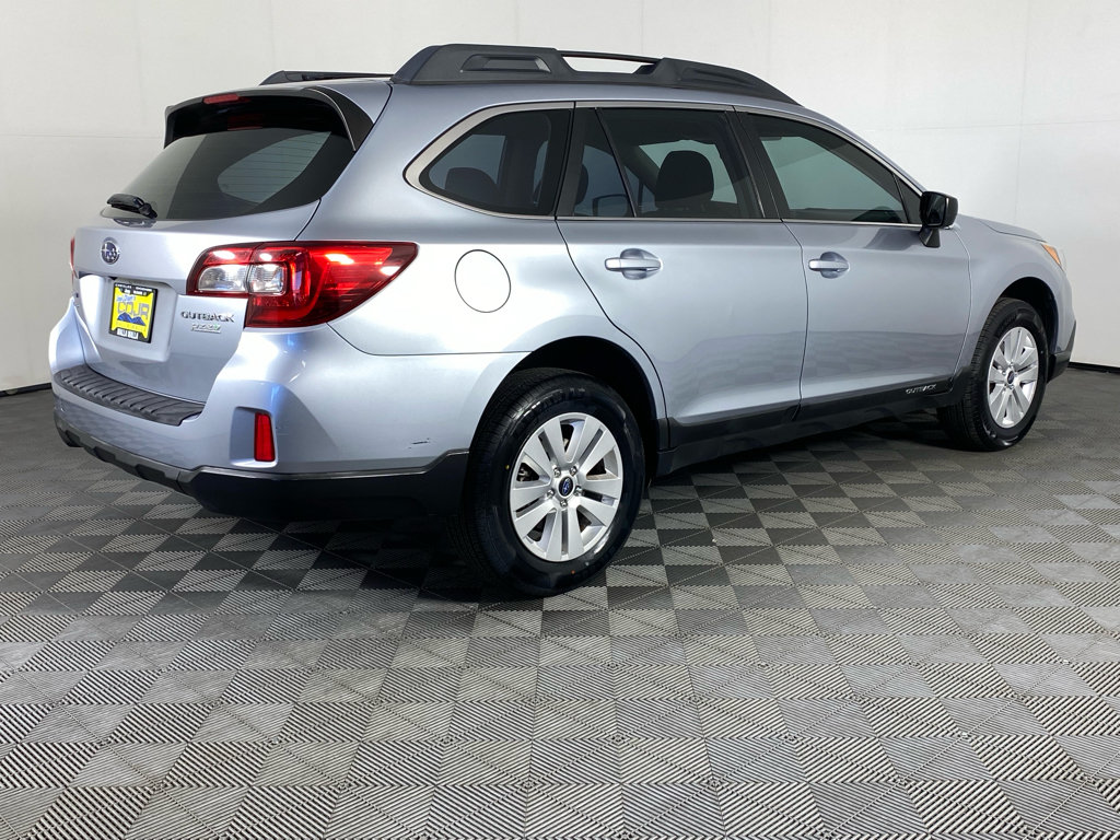 Used 2017 Subaru Outback 2.5i AWD/4WD image 12