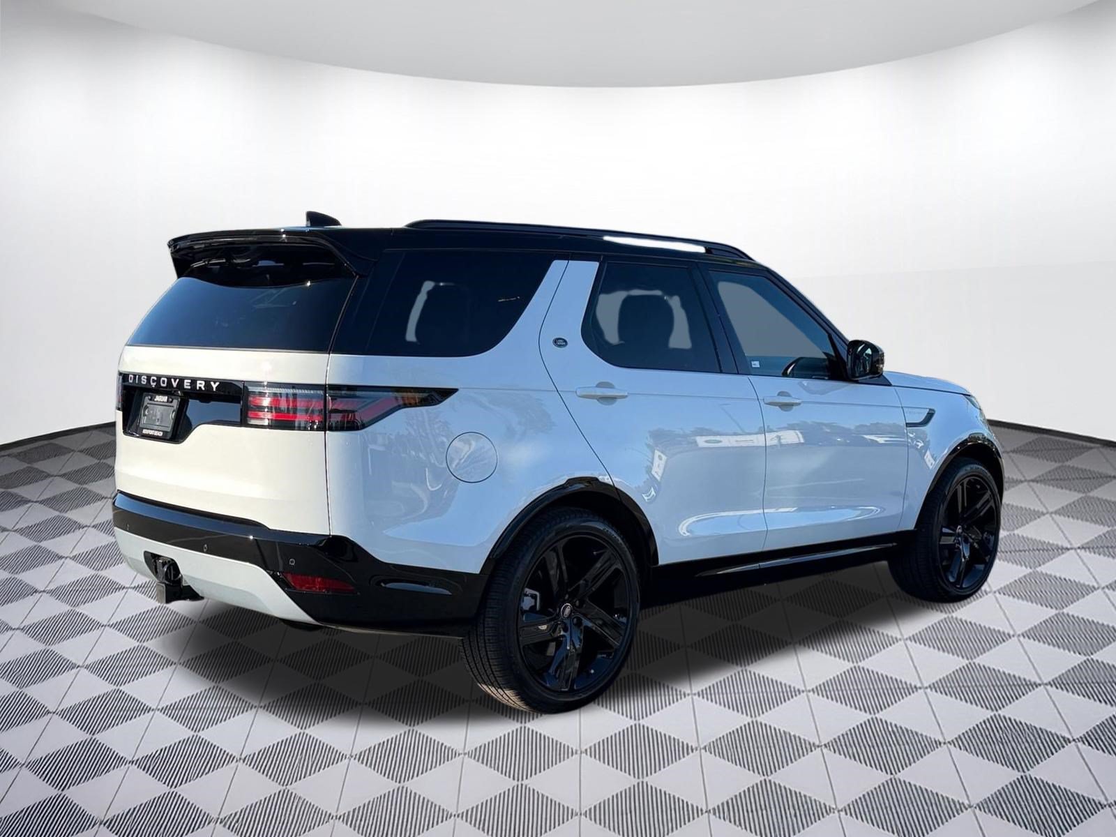 New 2026 Land Rover Discovery Limited Edition AWD/4WD image 9