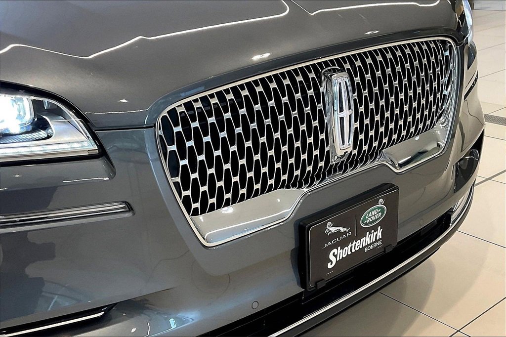 Used 2024 Lincoln Aviator Reserve w/ Equipment Group 201A image 29