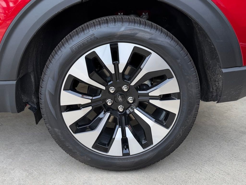 New 2026 Ford Explorer Platinum w/ LUX Leather Package image 9