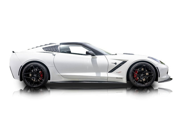 Used 2014 Chevrolet Corvette Stingray Coupe w/ 3LT Preferred Equipment Group RWD image 2